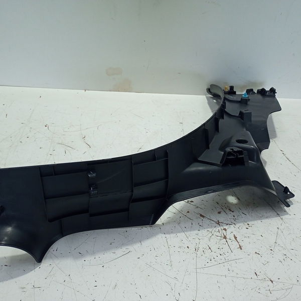 Moldura Coluna C Inferior Esquerda Peugeot 208 2017