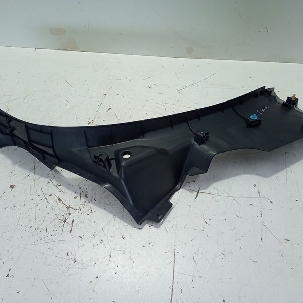 Moldura Coluna C Inferior Esquerda Peugeot 208 2017