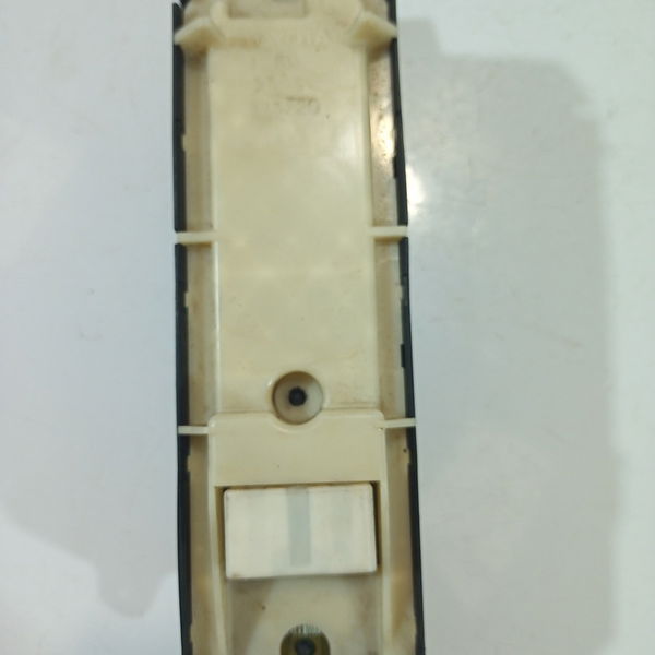 Botão Vidro Eletrico Diant Esq Corolla Gli Flex 2014
