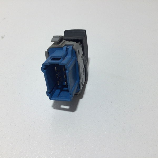 Botão Vidro Eletrico Diant Dir Sandero Gt Line 2013