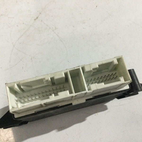 Modulo Auxiliar Estacionamento E137088 Virtus 2018/2021