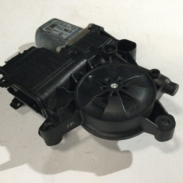Motor Maquina De Vidro Dianteiro Esquerdo Virtus E Polo 2019