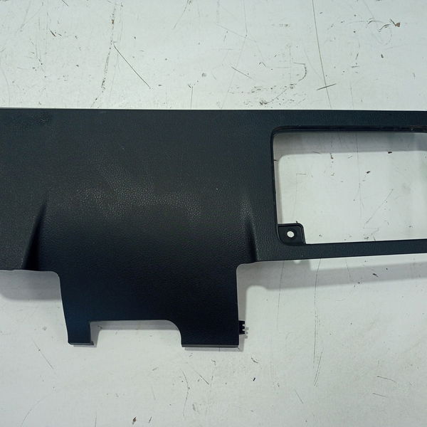 Moldura Inferior Do Painel Esquerdo Cobalt At6 1.8 2018
