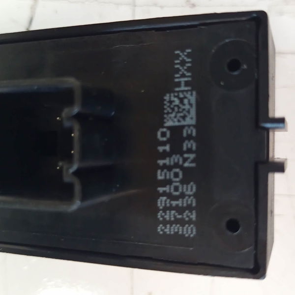 Botão Vidro Eletrico Traseiro Direit Onix Ltz  1.4 Aut6 2018