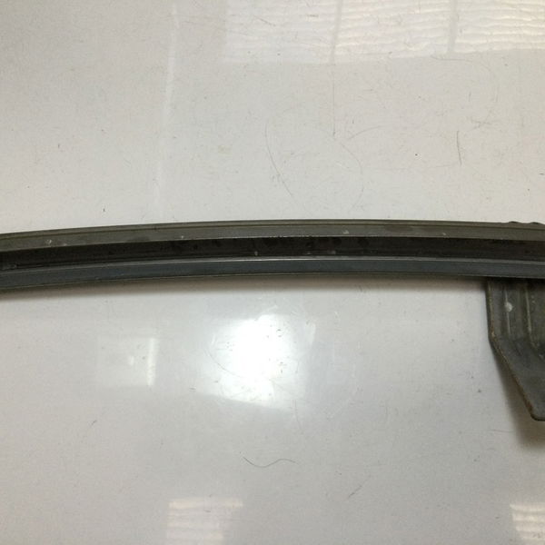 Guia De Vidro Tras Dir Hr-v Exl Cvt 2016