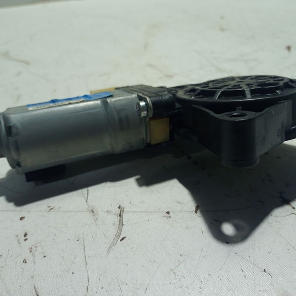 Motor Maquina Vidro Traseiro Esquerdo I30 2.0 2010