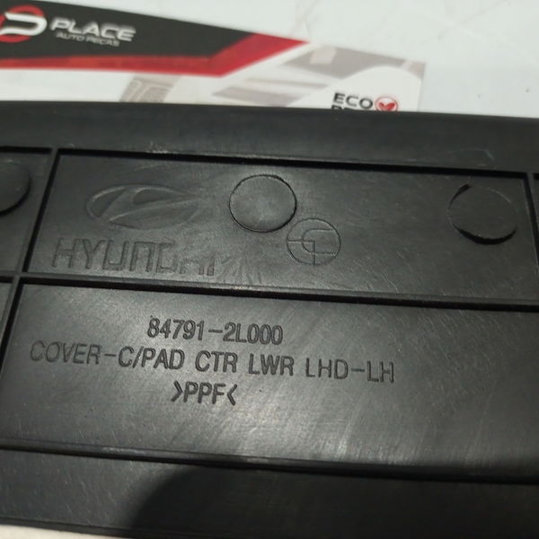 Acabamento Console Central Esq I30 2.0 2010