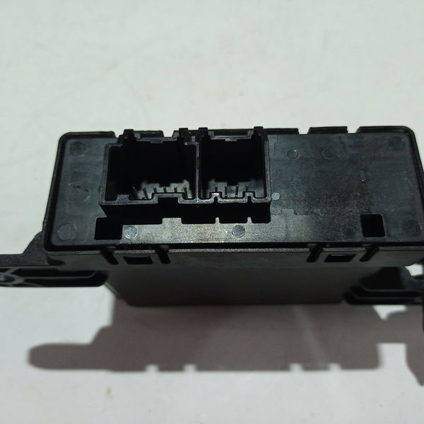 Modulo Sensor Estacionamento Chevrolet Cobalt At6 1.8 2018