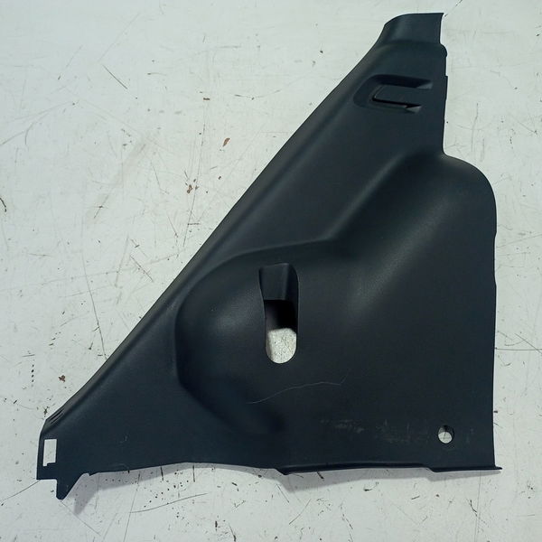 Moldura Coluna C Inf Dir Cobalt At6 1.8 2018