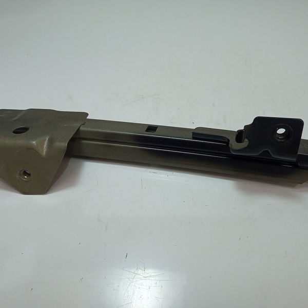 Guia De Vidro Tras Esq Duster 1.6 4x2 2013
