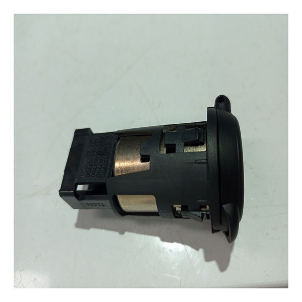 Tomada 12v Original Peugeot 208 Allure Mt 2017