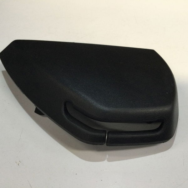 Moldura Banco Dianteiro Direito Punto Essence 1.6 2013