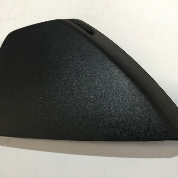 Moldura Banco Dianteiro Direito Punto Essence 1.6 2013