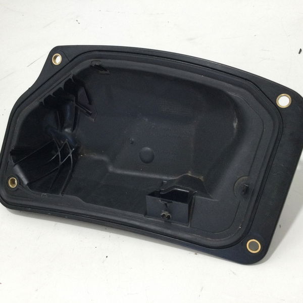 Cobertura Do Capô Limpador Para-brisa Bmw 118i Ue71 2009