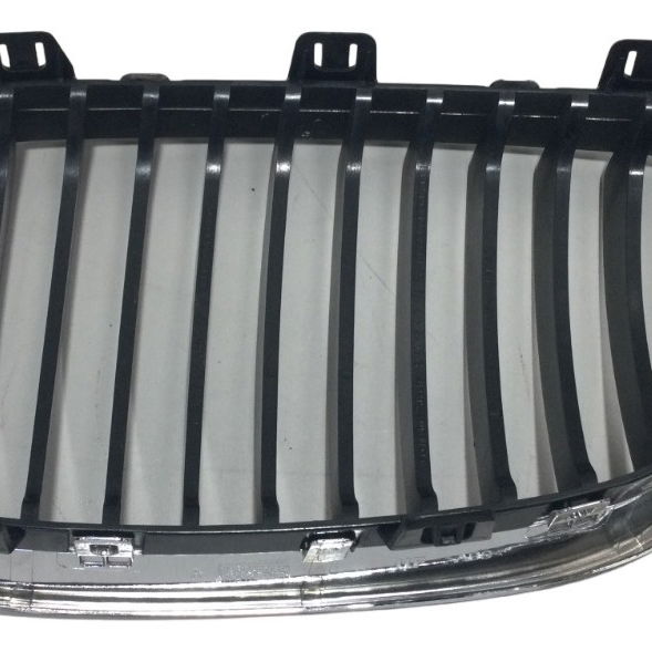 Grade Frontal Dir 118i Ue71 2009