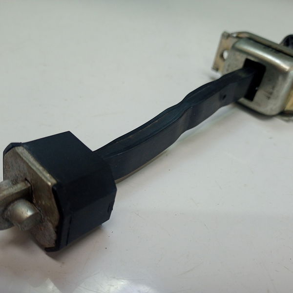 Limitador De Porta Dianteira Direits Hr-v 2016