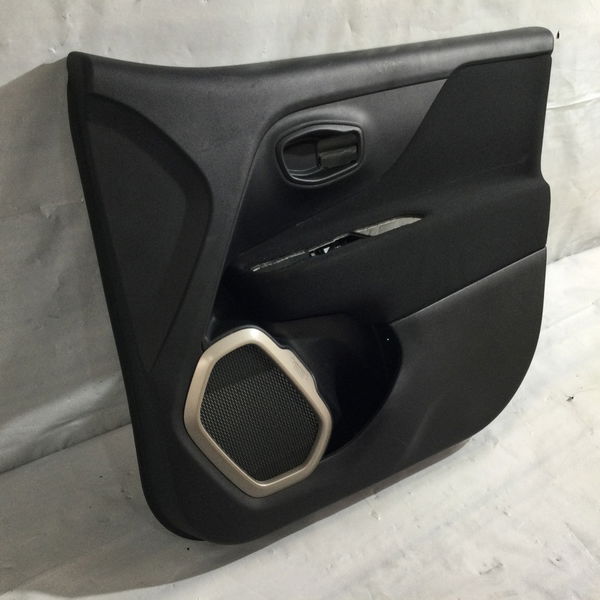 Forro De Porta Dianteiro Direito Renegade Sport At 2017