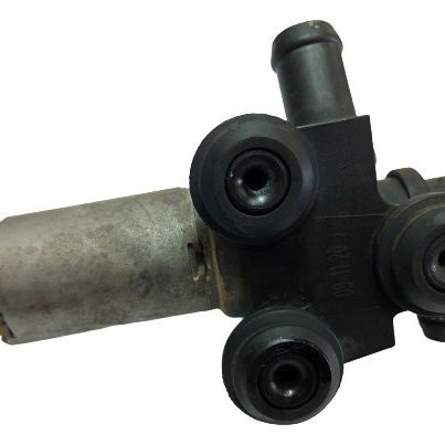 Bomba De Agua Aux 118i Ue71 2009