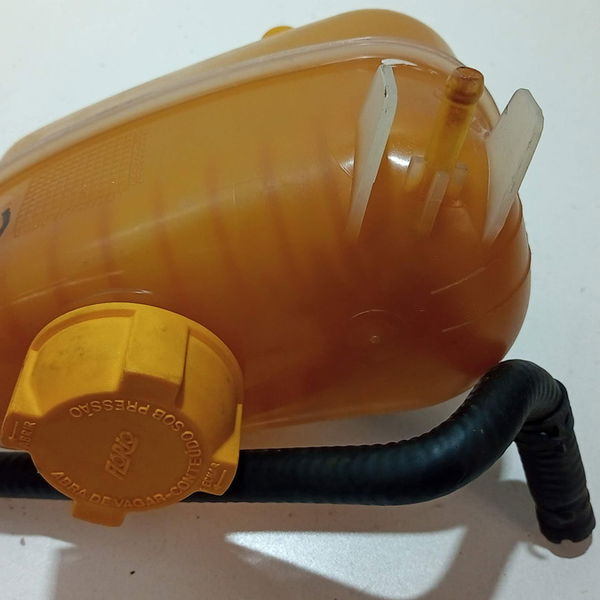 Reservatorio Radiador I/chevrolet Agile Ltz 2011