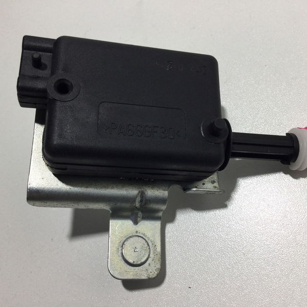 Atuador Trava Eletrica Porta Malas Clio Campus 1.0 16v 2011