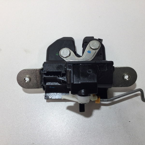 Fechadura Porta Malas Palio Sporting 1.6 2014