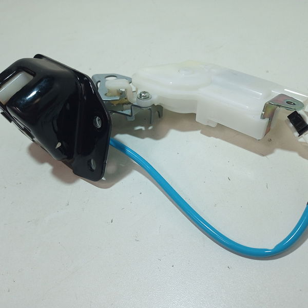 Fechadura Porta Malas March 1.6 Sv Cvt 2020