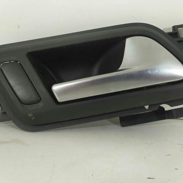 Maçaneta Interna Porta Amarok Traseira Direita 2011/2023