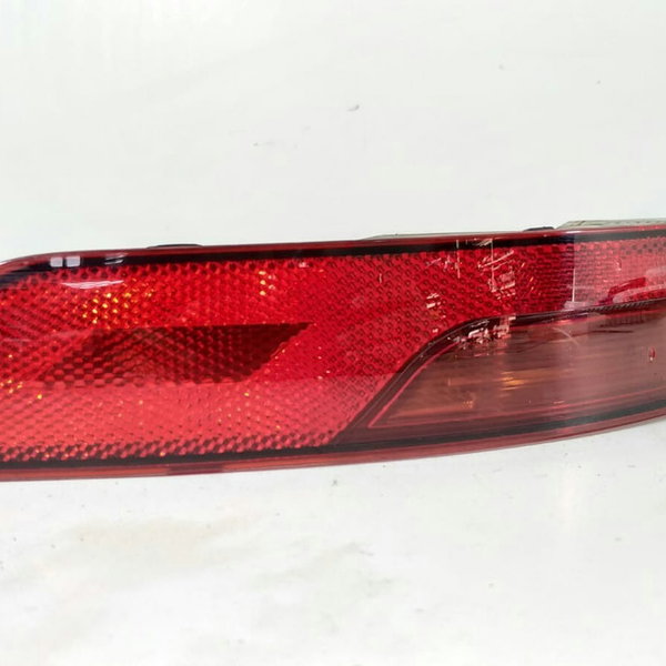 Lanterna Parachoque Audi Q5 Esquerda 2017/2021 Esquerdo/motorista Vermelho