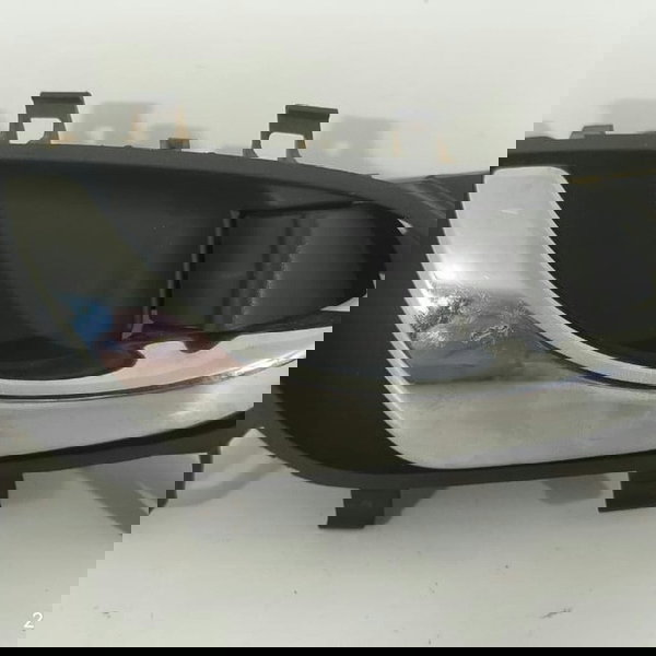 Maçaneta Interna Traseira Direita Frontier 2017/2022