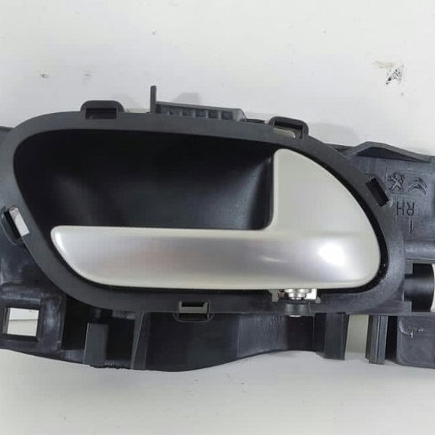 Macaneta Interna Peugeot 208 Dianteiro Direito 2020/2024