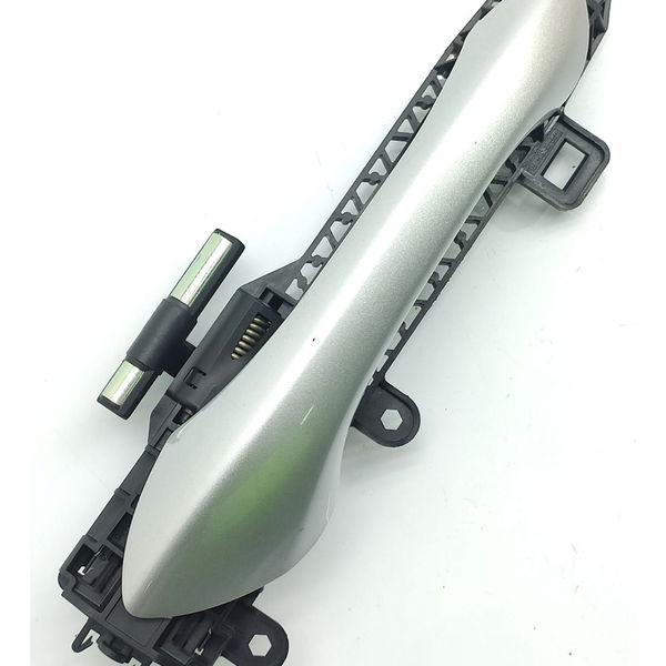 Macaneta Externa Traseira Direita Onix Sedan 2020/2024 Prateado Traseira