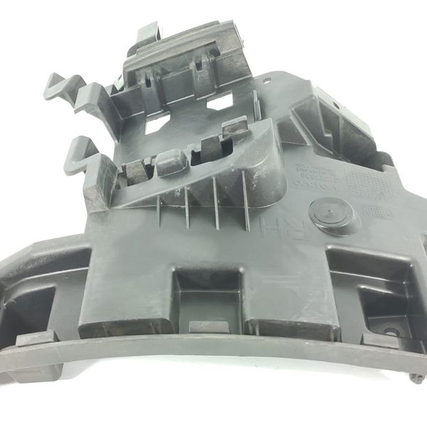 Guia Parachoque Volvo S60 Traseiro Dir 2011/2018 31323838