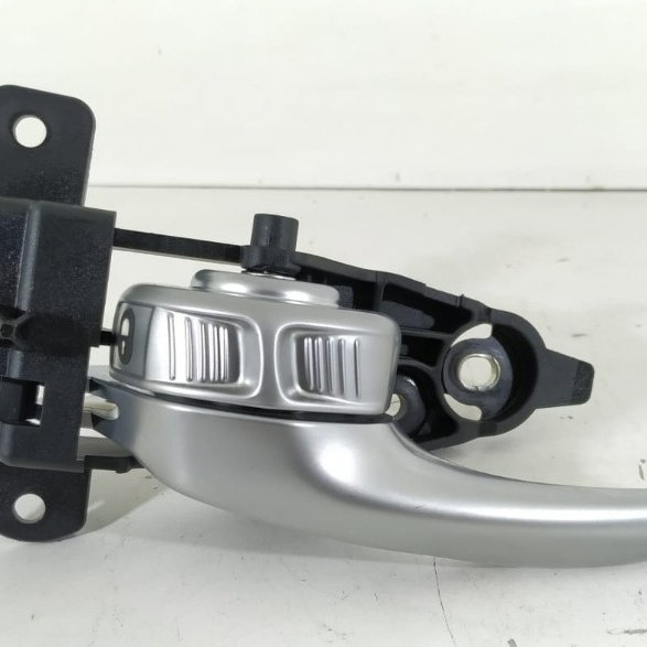 Maçaneta Interna Renegade Dianteira Direita 2015 A 2021