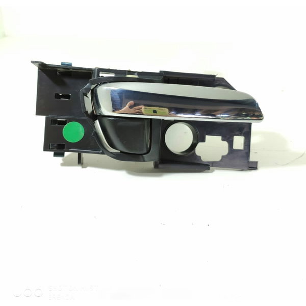 Maçaneta Interna Honda Hrv Traseira Direita 2016 A 2021