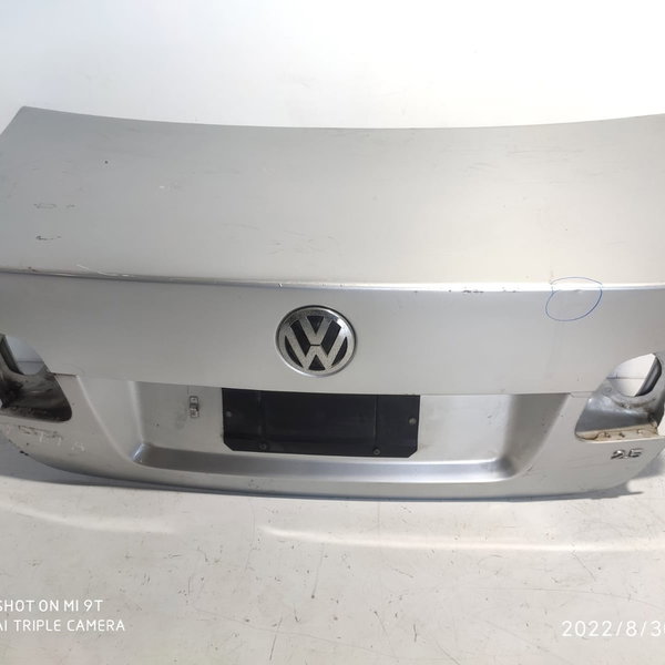Tampa Traseira Jetta Sedan 2007/2010 Prata