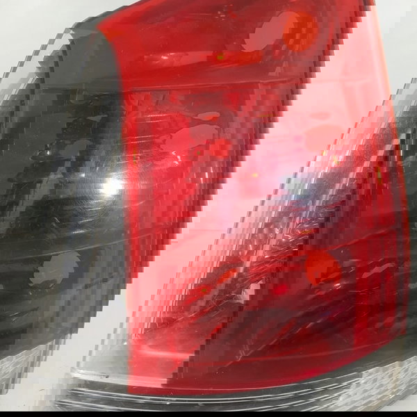 Lanterna Palio Direita 2009 2010 2011 Original Detalhe