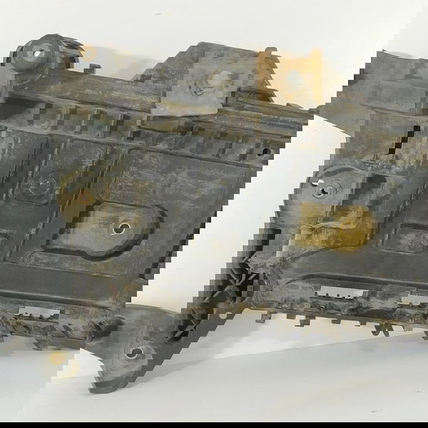 Suporte Caixa Bateria Tiguan 2010/2016 1k0915333