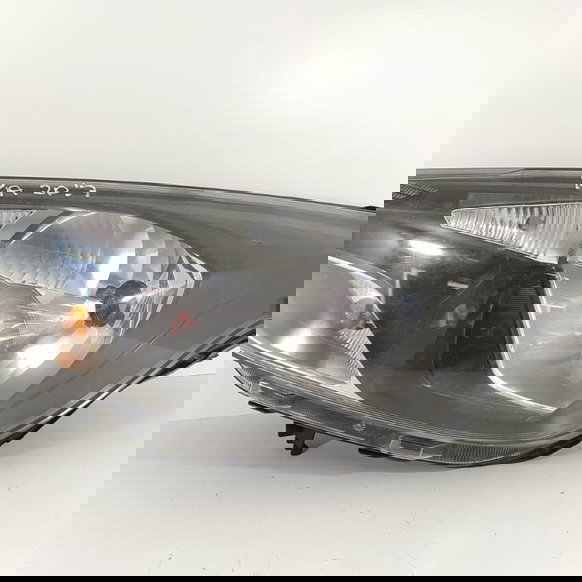 Farol Ford Ka 2015/2018 Esquerdo Detalhe