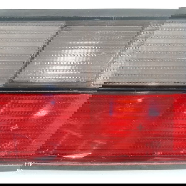 Lanterna Santana Esquerda 1994 Original Detalhe