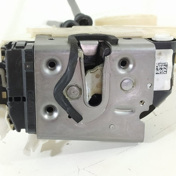 Fechadura Renegade Traseira Esquerda 2015/2021 52139904