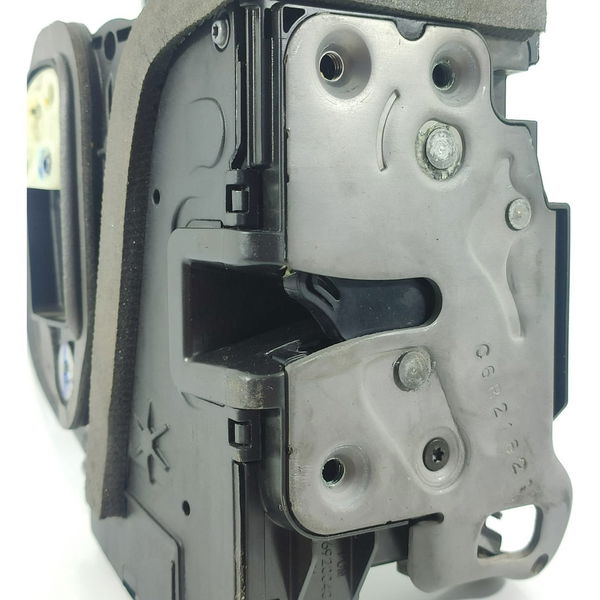 Fechadura Porta Cruze Dianteira Direita 2017/2023 13533687