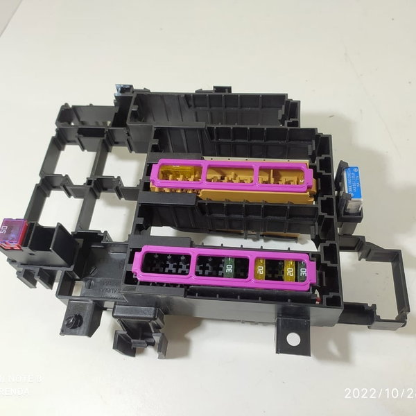 Caixa Fusivel Rele Audi Q5 2.0 2017/2023 80a971845