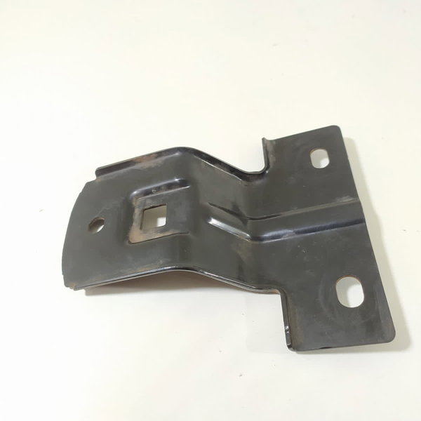 Suporte Radiador Tracker Esquerdo 2015 2016 2017