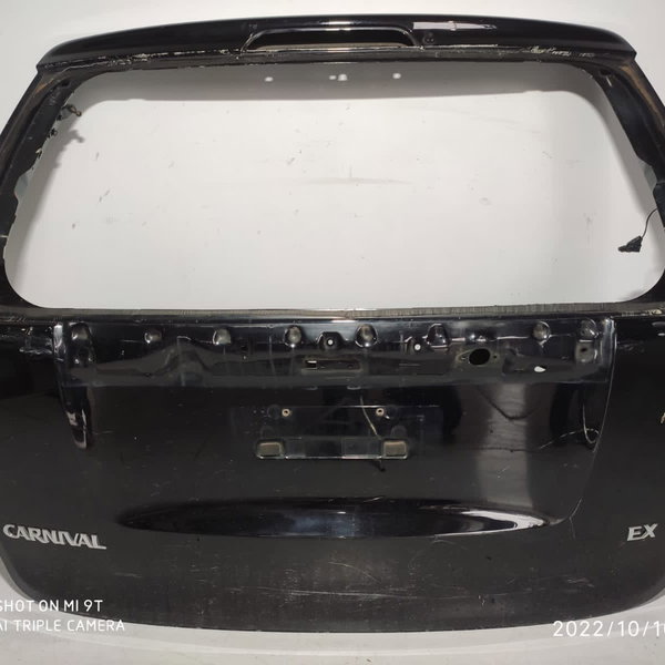 Tampa Traseira Kia Carnival 2010/2012