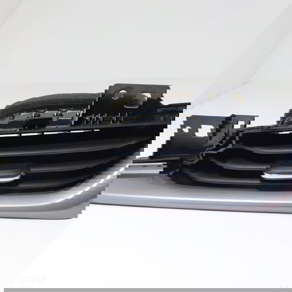 Difusor Ar Tracker Direito 2020/2024 26302918