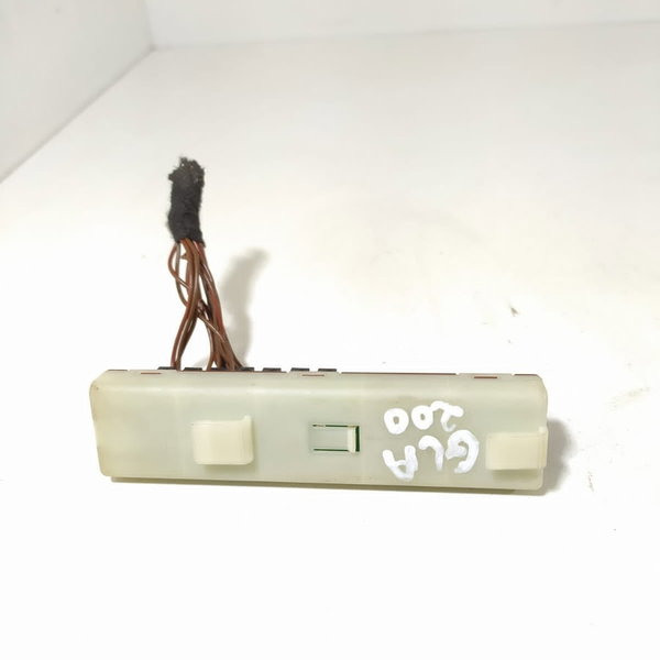 Modulo Distribuídor Energia Mercedes Gla200 2016