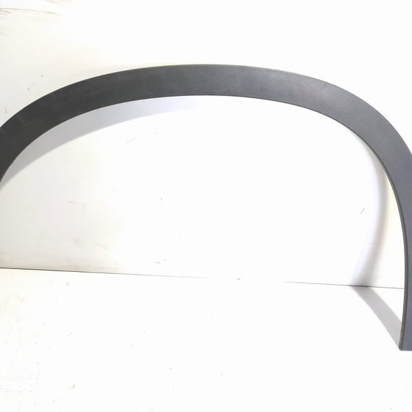 Moldura Paralama Mercedes Gla200 Esquerdo 15/19 A1568852322 Preto