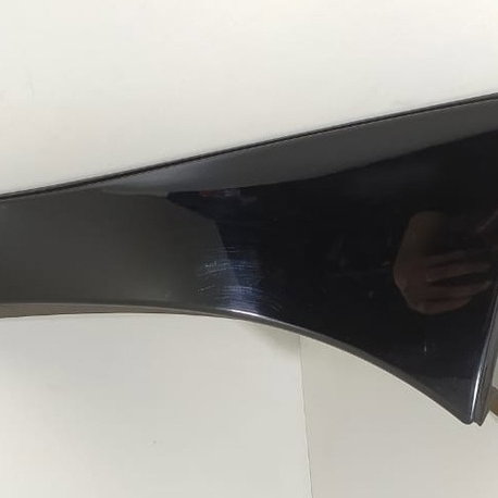 Acabamento Tampa Traseira Mercedes Gla200 Esquerda