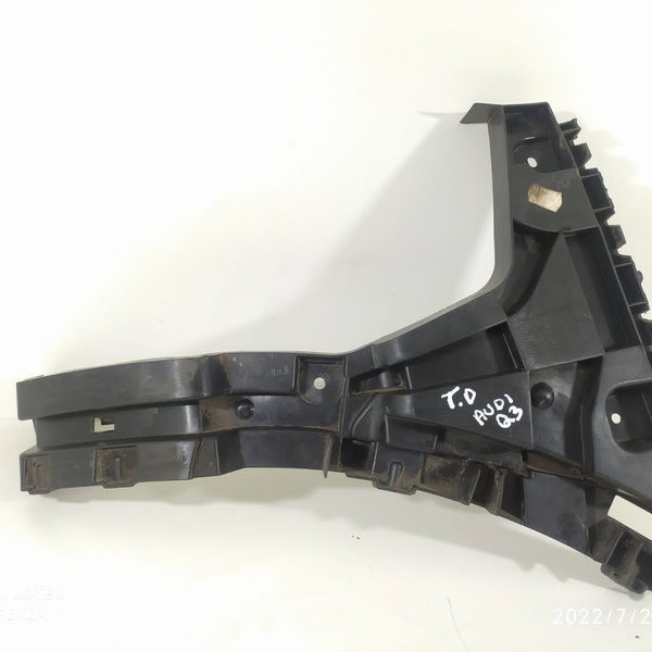 Guia Parachoque Audi Q3 Traseiro Direit 2012/2017 8u0807453