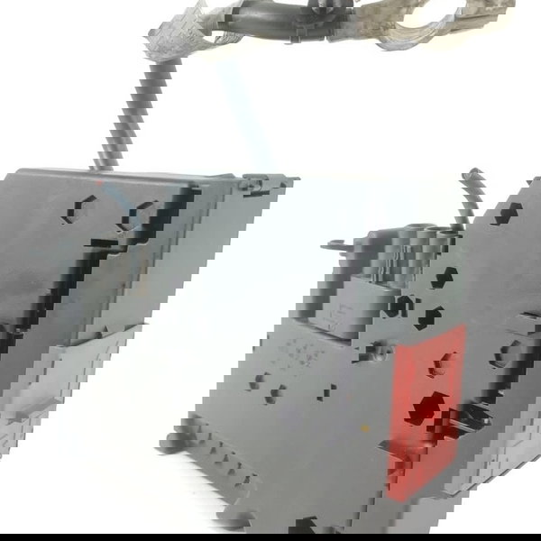 Modulo Fusivel Bateria Mercedes C180 C200 A2075400240 /17039